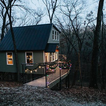 Secluded Treehouse In The Woods - Tree Hugger Hideaway Villa Branson Exteriör bild