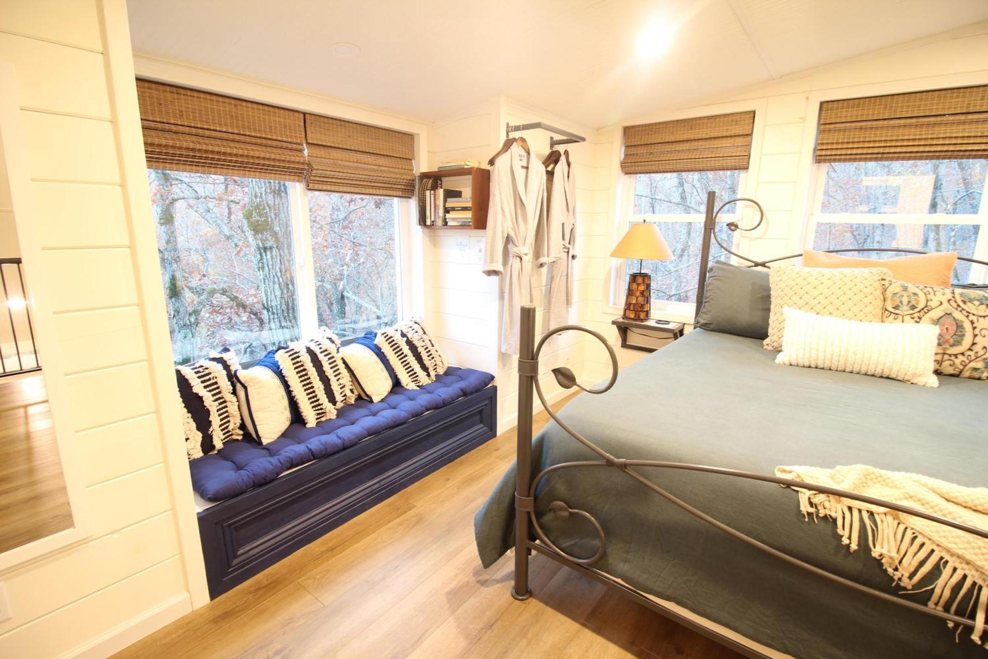 Secluded Treehouse In The Woods - Tree Hugger Hideaway Villa Branson Exteriör bild